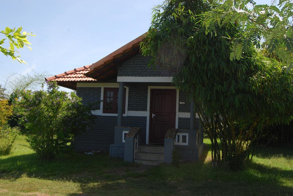 Chalets Resort Masinagudi Ooty Exterior photo